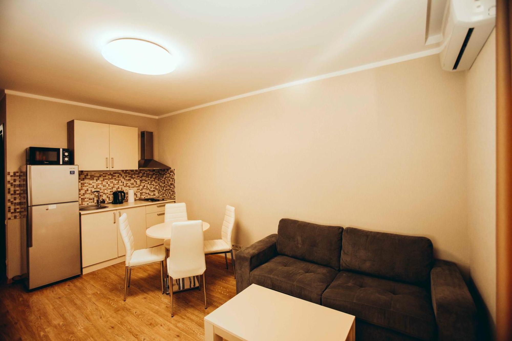 Holiday Lux Tower Batumi Szoba fotó